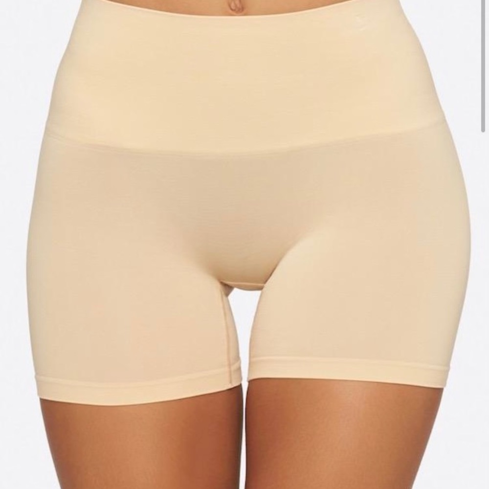 Yummie shapewear shorts sz xl/l